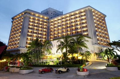 Отель The Bayview Beach Resort