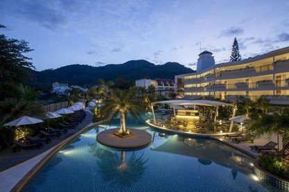 Отель Novotel Phuket Karon Beach Resort and Spa